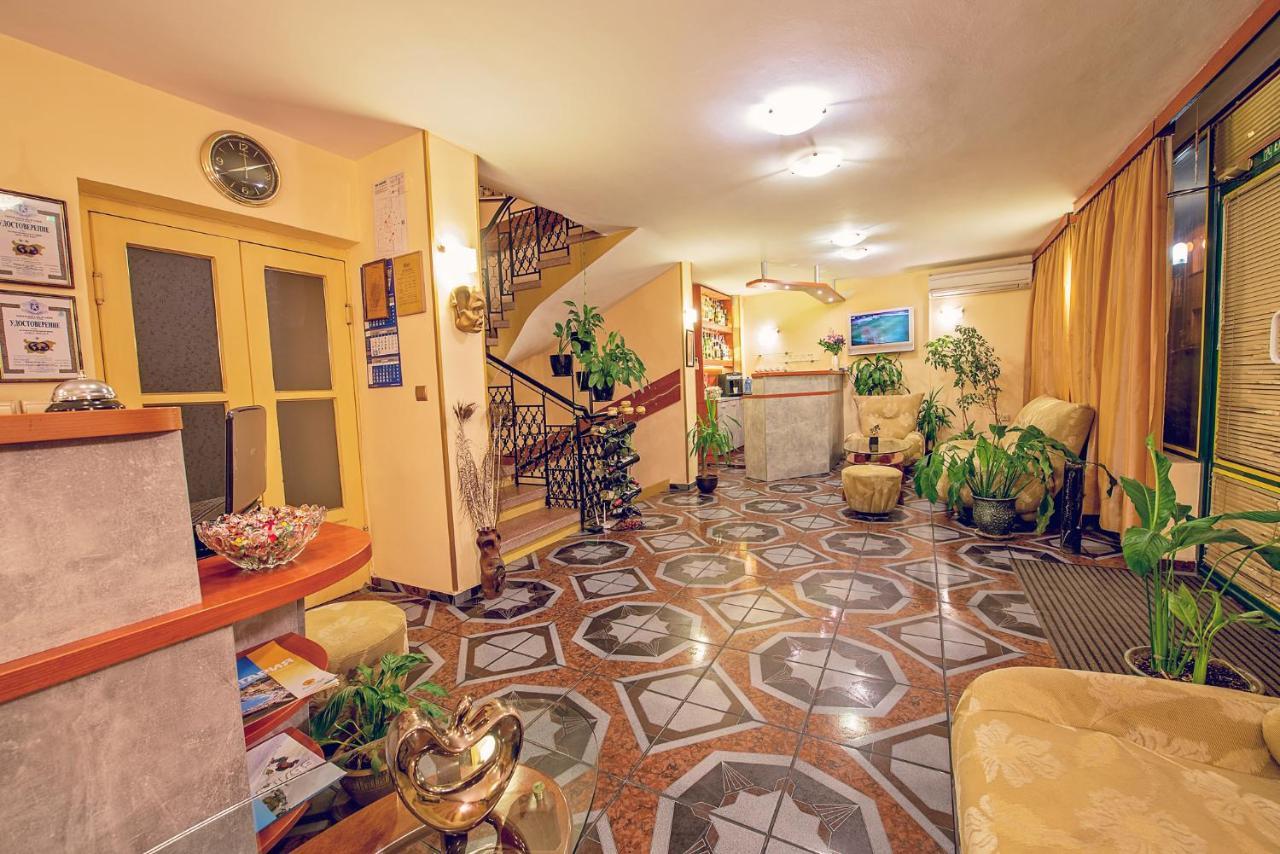 Hotel Color Βάρνα Εξωτερικό φωτογραφία