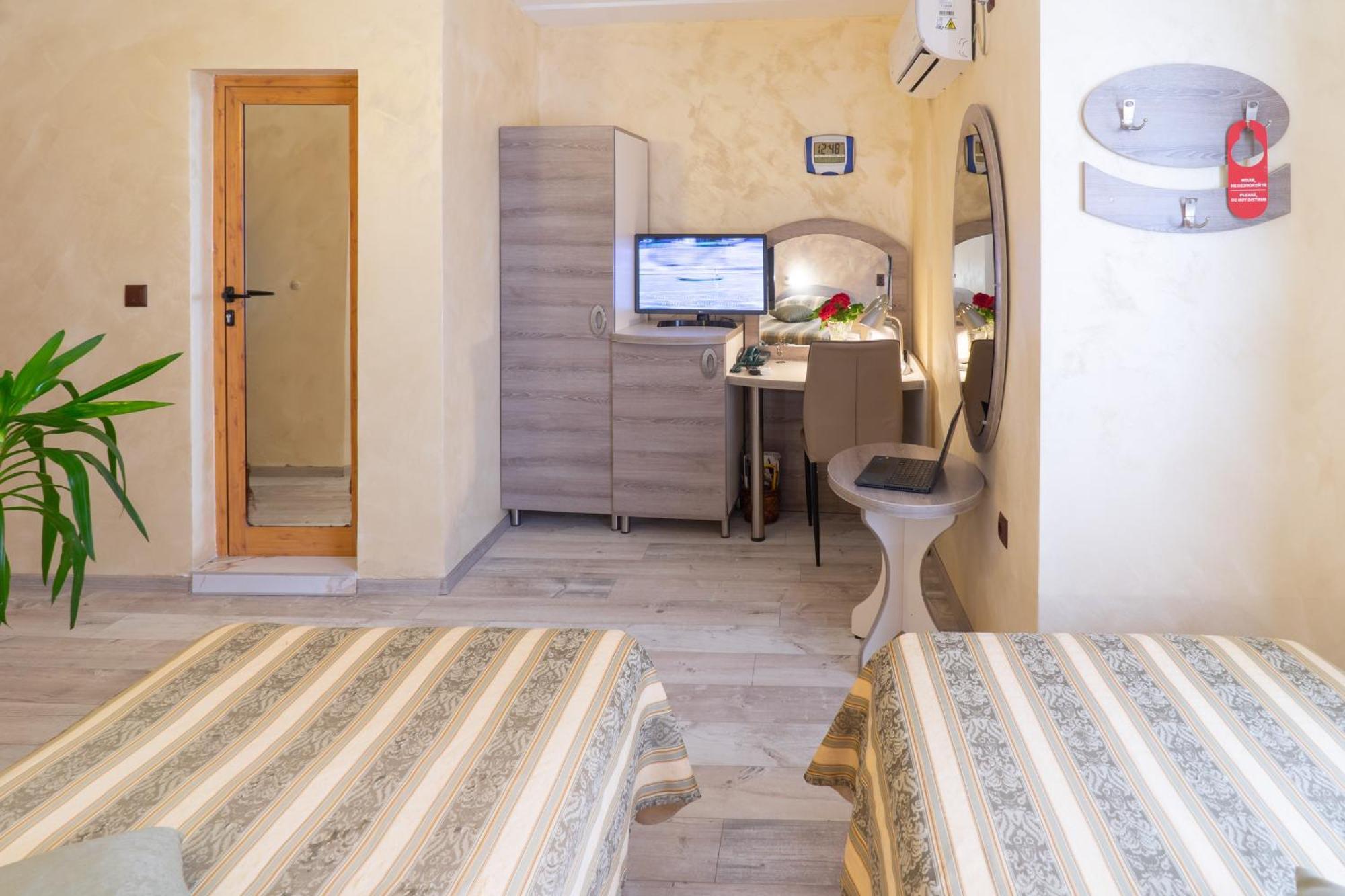 Hotel Color Βάρνα Εξωτερικό φωτογραφία